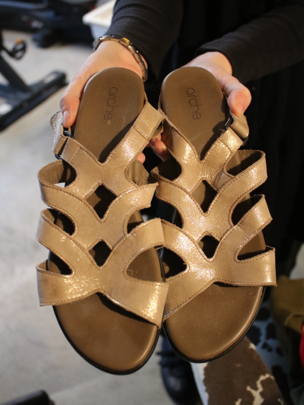 Arche Metallic Taupe Slingback Sandals